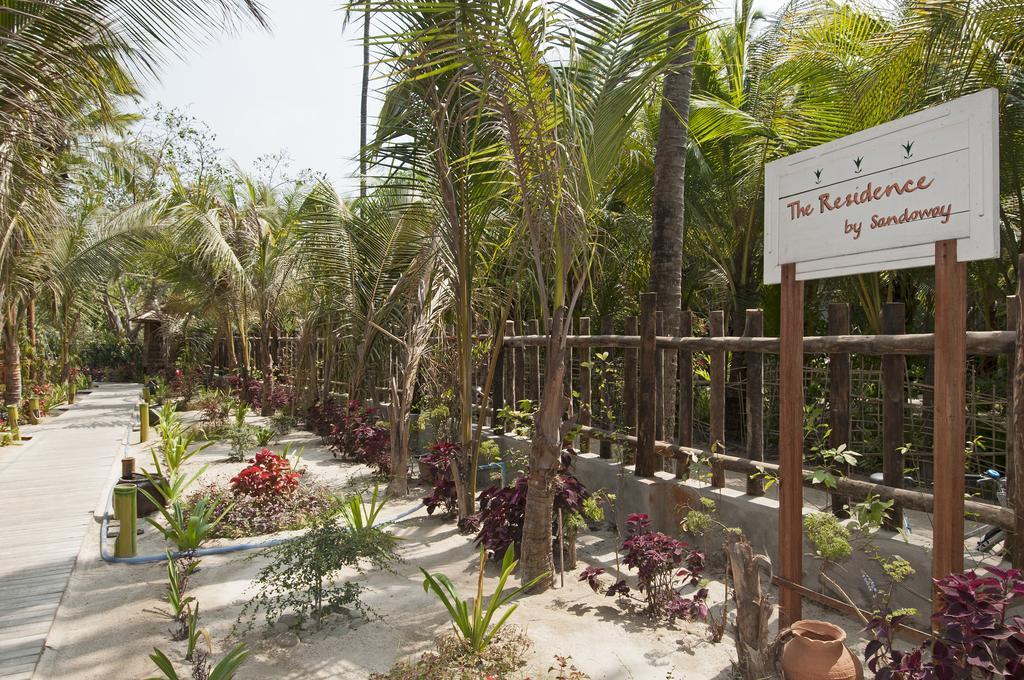 The Residence Ngapali Exterior photo